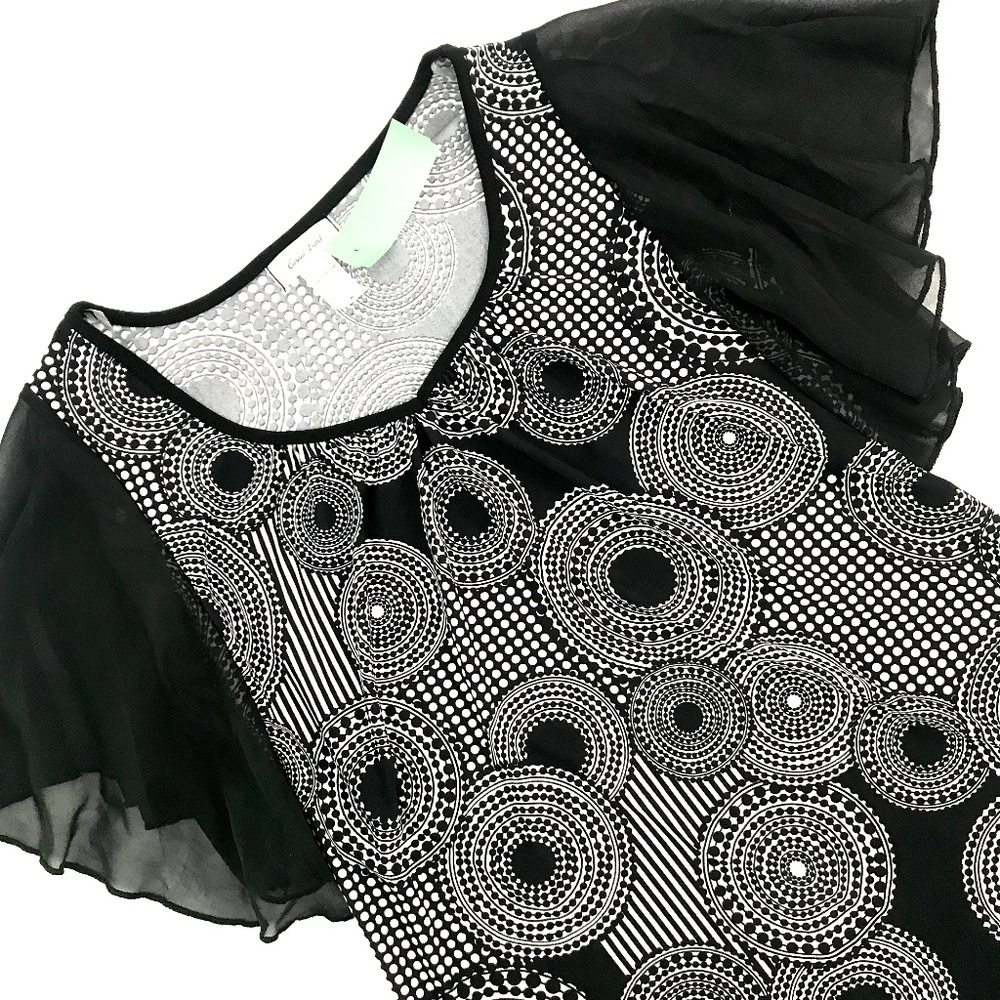 Casual Land Black and White Print Blouse​​